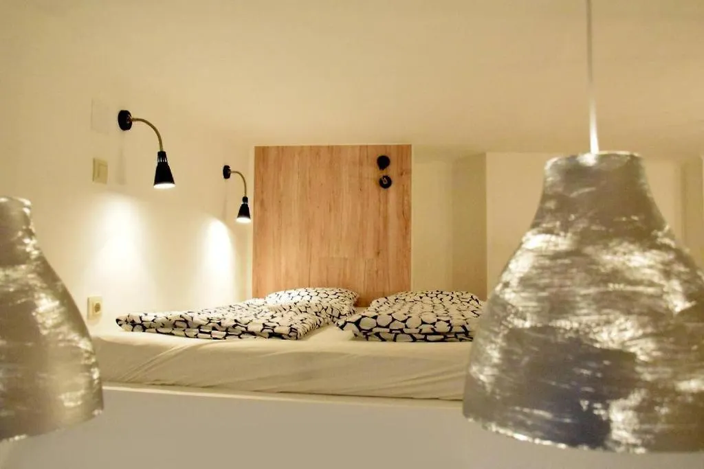 Colorwave Studio Home Budapest 0*,  Hungary