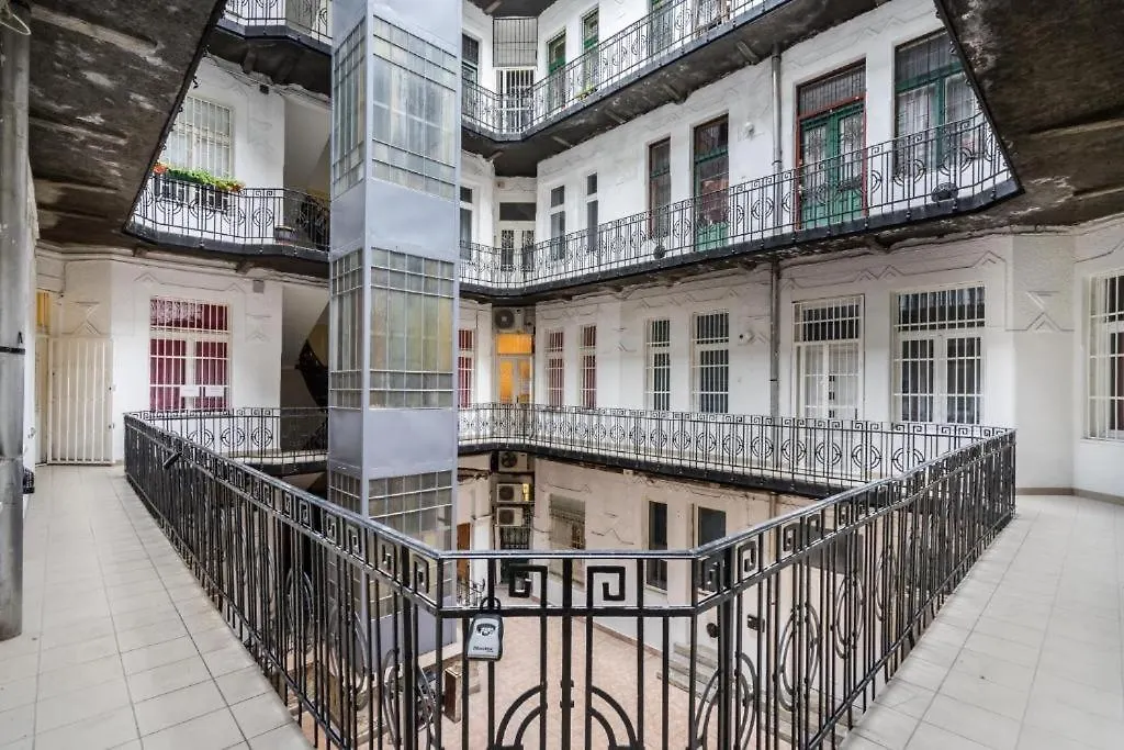 Colorwave Studio Home Budapest